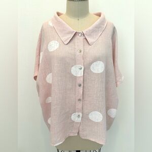 Lands Downunder Cropped Button-Up Top Pink Linen with White Polka Dots S/S L